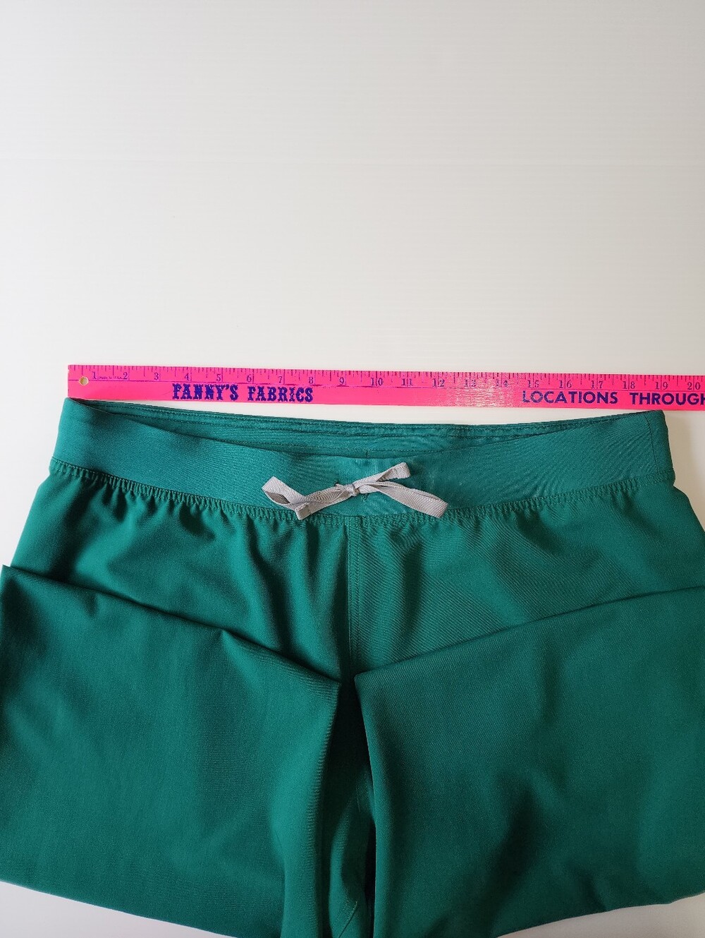 Figs XLTall Hunter Green Livingston Scrub Pants - Picture 3 of 9